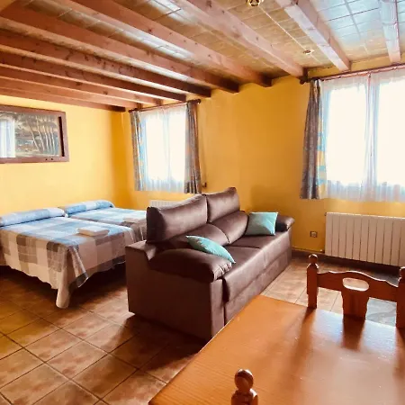 Apartment Els Ocells *